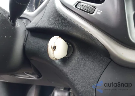 2015 Jeep Cherokee Sport z USA, uszkodzony, nr VIN 1C4PJLAB1FW658087